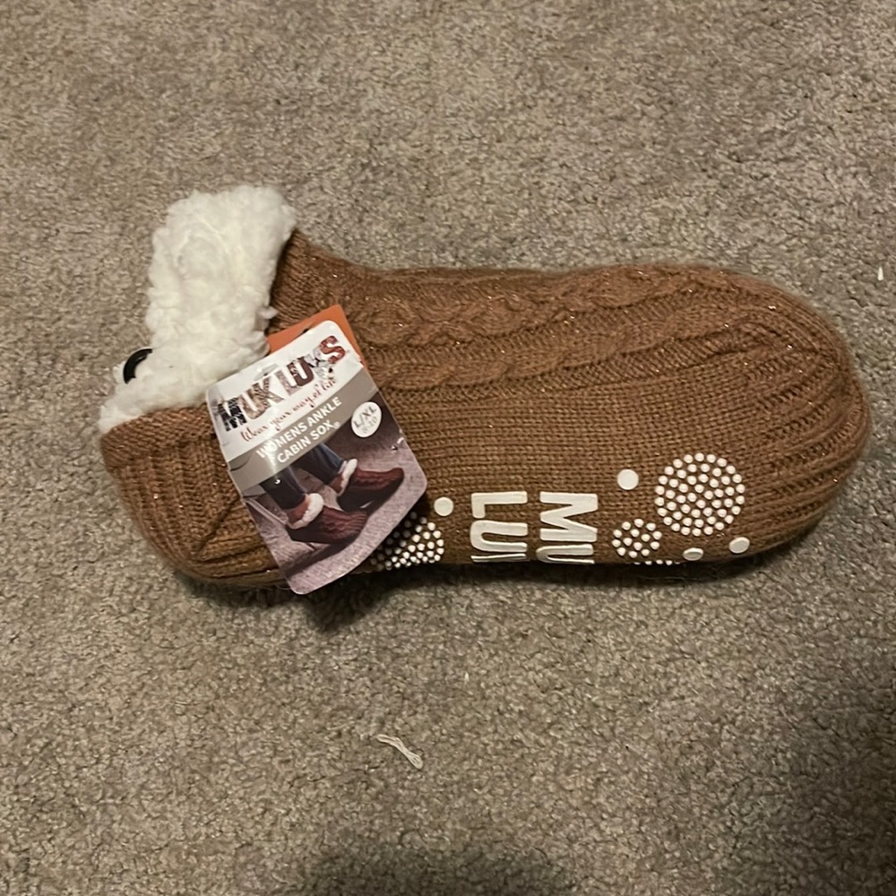 Muk Luk fuzzy socks